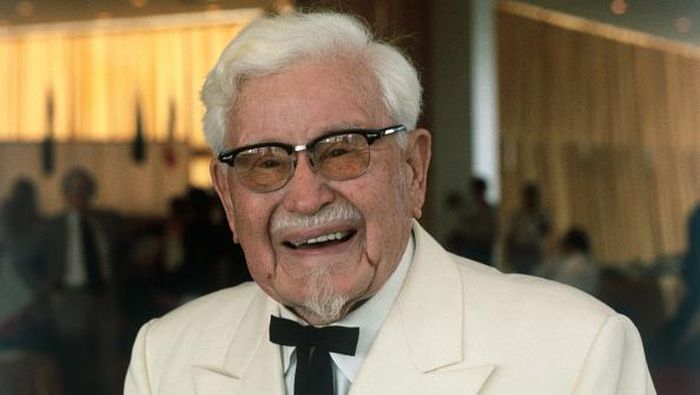 Perjuangan Kolonel Sanders, Pendiri KFC yang Sukses di Usia Senja